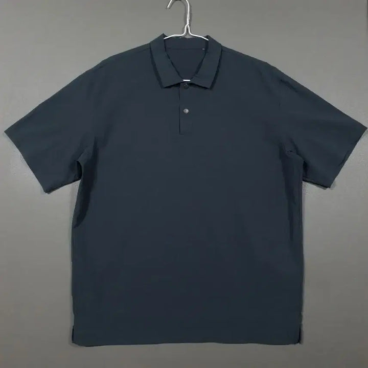 [BUNJANG] KOLON SPORT 22SS Nylon Short Sleeve Polo Shirt Khaki / 100) 코오롱스포츠 신형 22ss 나일론 폴로 셔츠 반팔 카라티 카키