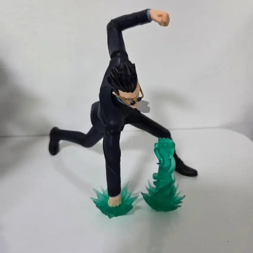 [BUNJANG] Hunter x Hunter Leorio Punch Figure / 헌터헌터 레오리오 펀치 피규어 박스 없음