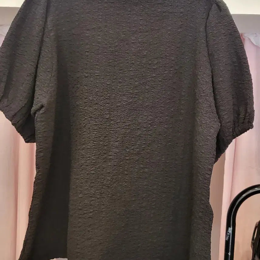 [SOLD OUT] 바이유 텍스쳐 반팔 블랙