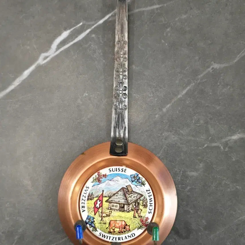 [BUNJANG] Swiss Wall Hook Decor / 스위스 벽걸이 훅 장식품