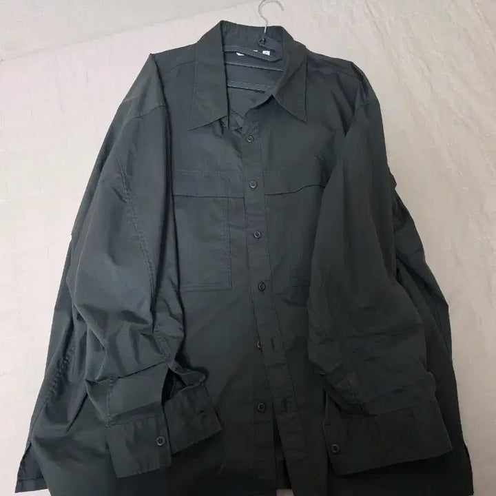 [BUNJANG] Uniqlo U Utility Oversized Shirt Dark Grey Men&