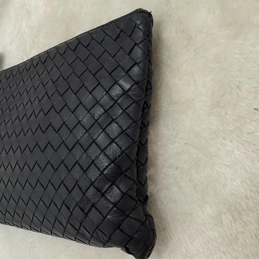 [BUNJANG] Bottega Veneta Intrecciato Clutch Black / 보테가베네타 인트레치아토 클러치 블랙(정품)