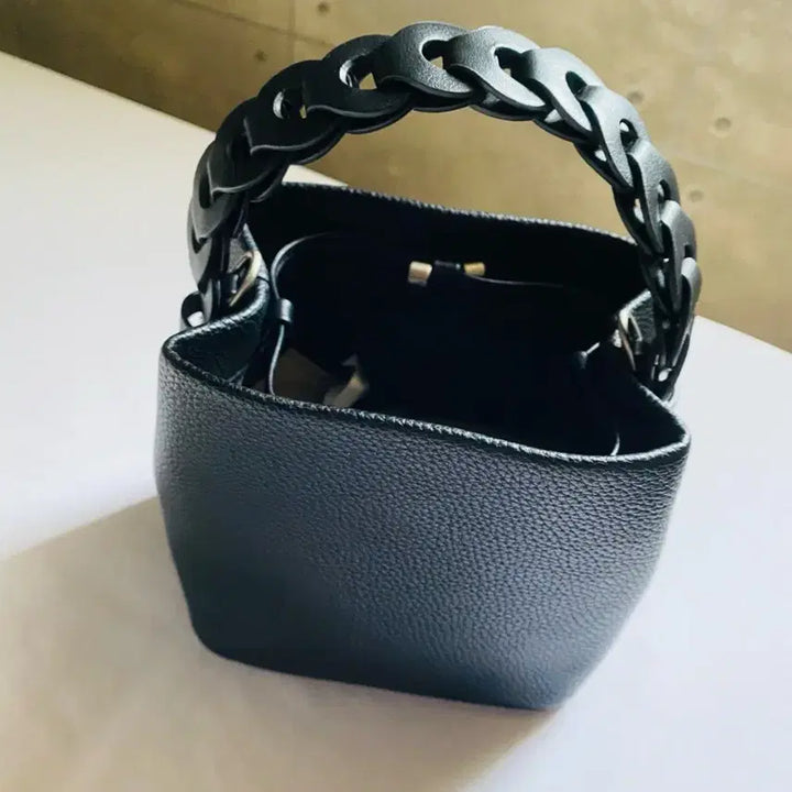 [BUNJANG] Black Leather Bucket Bag / (새상품) 소가죽 블랙 버킷백