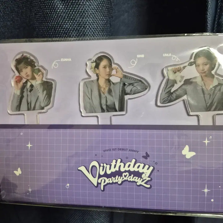 [BUNJANG] Viviz 1st Anniversary Pop-Up Acrylic Photo Prop / 비비지 1주년 팝업 아크릴 포토프롭