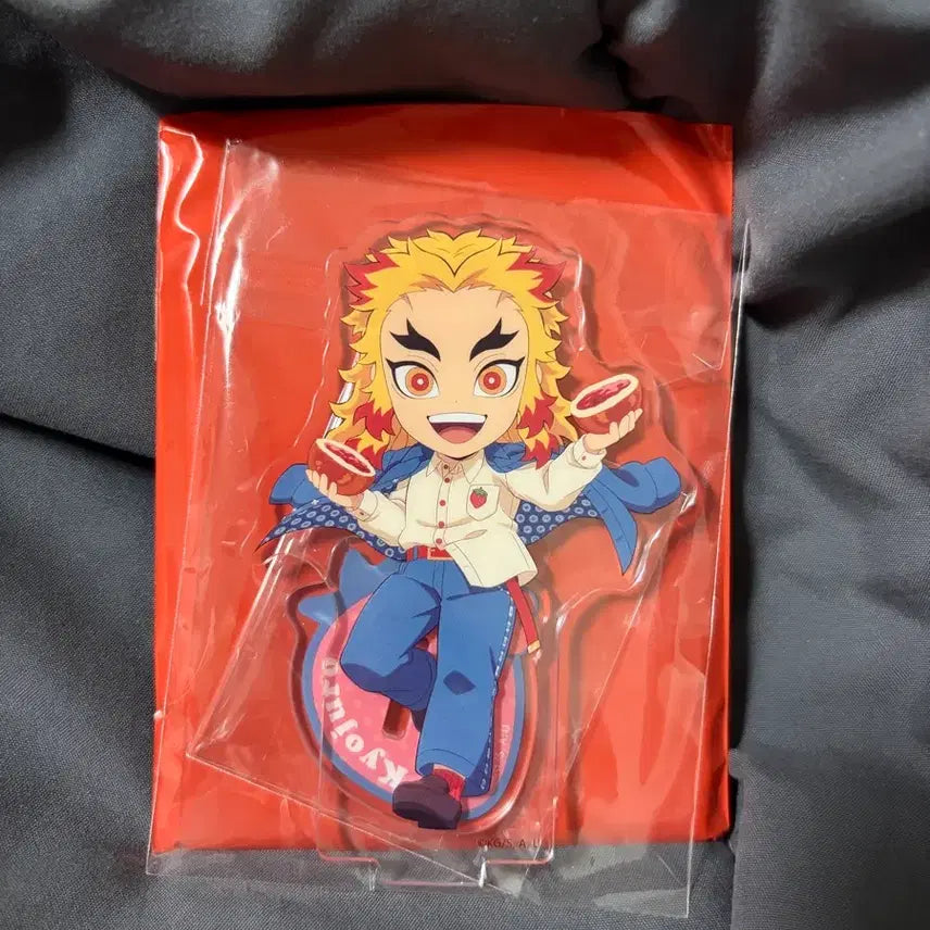[BUNJANG] Demon Slayer Rengoku Strawberry Festival Acrylic Stand (Sealed) / 귀칼 렌고쿠 딸기축제 아크릴 스탠드 미개봉