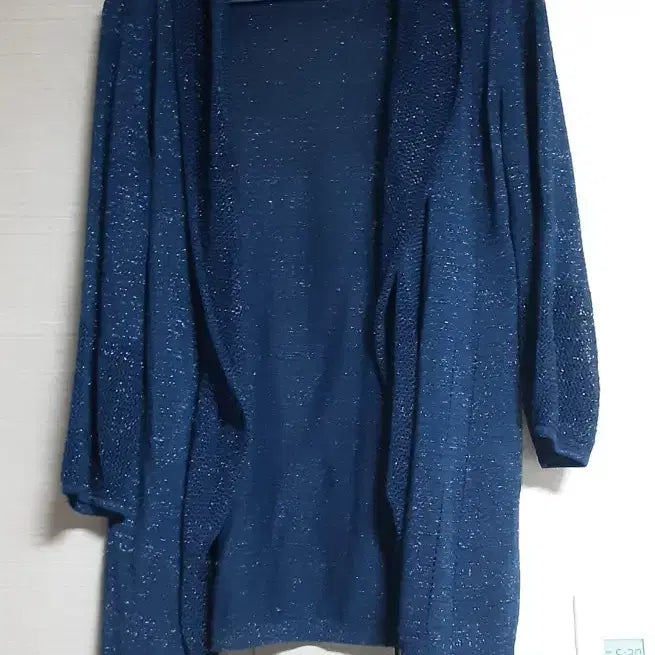 [BUNJANG] ZishenWomen Blue Loose Fit Knit Cardigan / 블루 루즈핏 니트 가디건