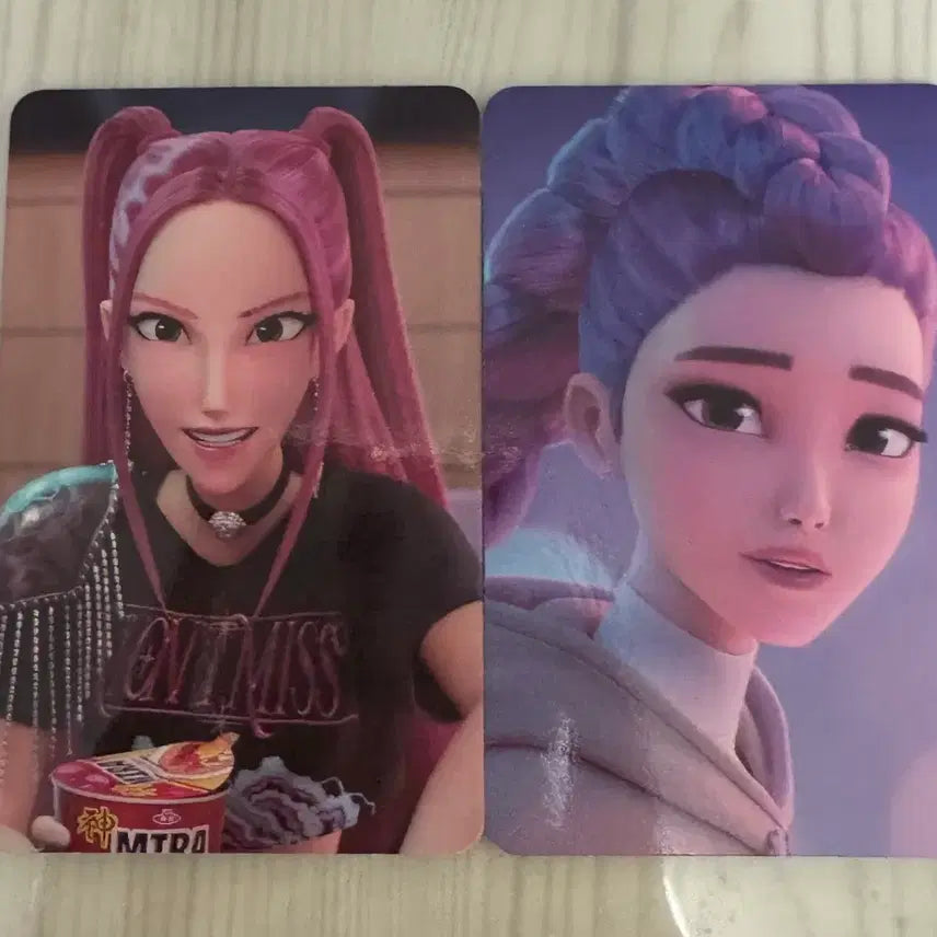 [BUNJANG] Kadeheon Lumie &amp; Mira Photocard Bundle Set / 더현대 케데헌 포카 일괄 양도