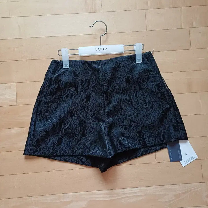 [BUNJANG] LAPLA Jacquard Shorts Set / 새상품 LAPLA 쟈가드 반바지 2종 S 7만원씩 판매합니다