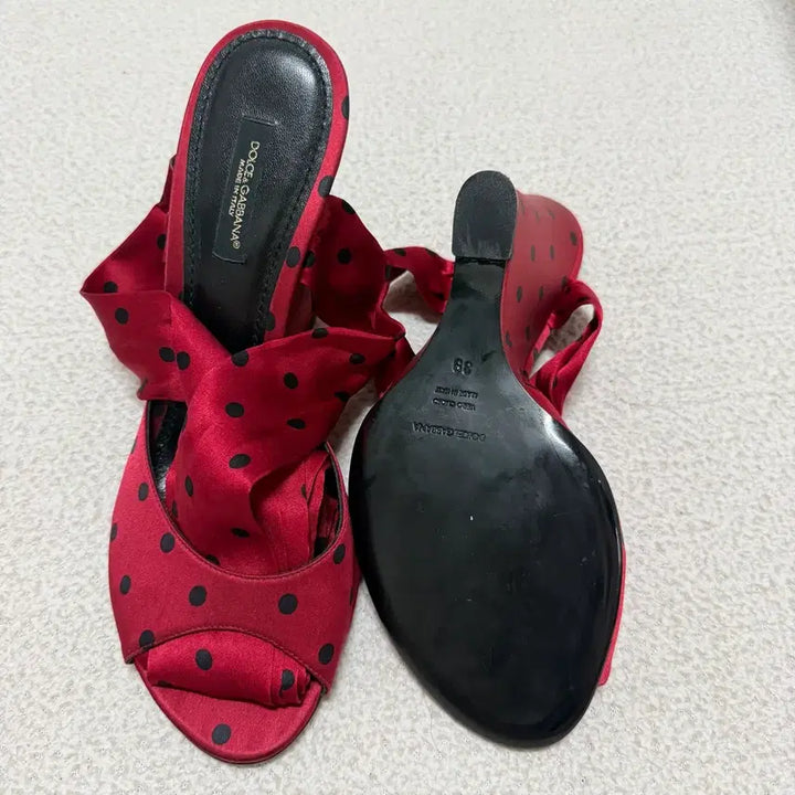 [BUNJANG] Dolce &amp; Gabbana Red Polka Dot Wedge Strap Sandals / 돌체앤가바나 레드 폴카닷 웨지 스트랩 샌들