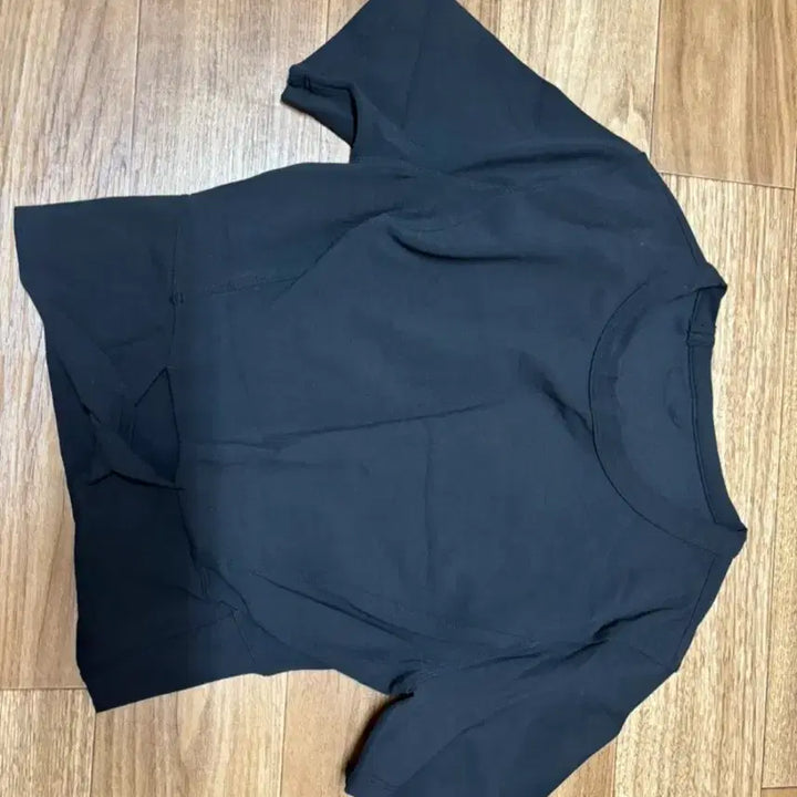 [BUNJANG] Lululemon Black Size 6 Cropped T-Shirt / 룰루레몬 크롭반팔티 6사이즈 블랙