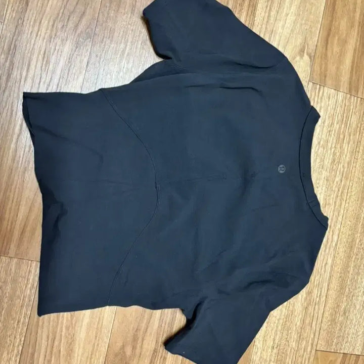 [BUNJANG] Lululemon Black Size 6 Cropped T-Shirt / 룰루레몬 크롭반팔티 6사이즈 블랙