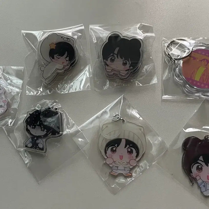 [BUNJANG] TXT Beomgyu Split Set Photocards, Keyring, and Special Goods Bundle / 일괄)투바투 범규 비공굿 앨범포카뿔바투키링분철특전수빈연준태현휴닝카이