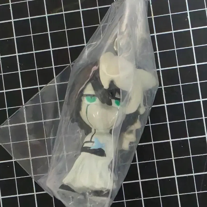 [BUNJANG] Bleach Classic Urahara Keychain Strap Figure / [새상품] 블리치 고전 키링 스트랩 우르키오라 피규어
