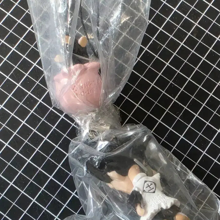 [BUNJANG] Bleach Classic Keychain Strap Kenpachi, Yachiru Figure Set / [새상품] 블리치 고전 키링 스트랩 켄파치, 야치루 피규어