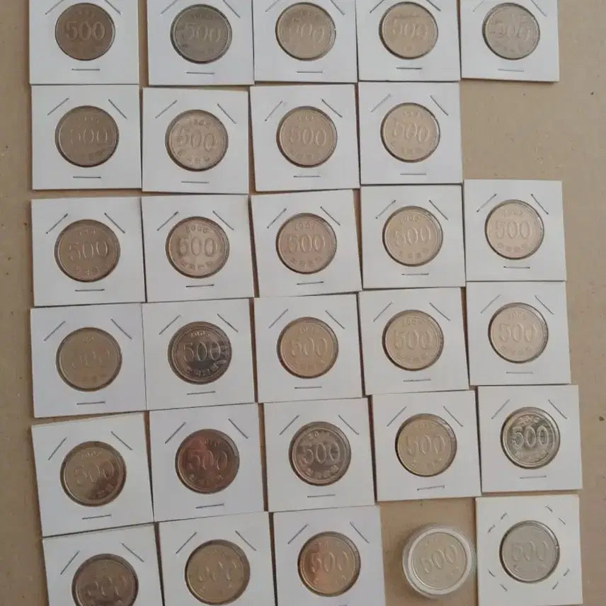 [BUNJANG] 1982-2019 500 Won Coin Collection (Excluding 1998) / 1982년 ~ 2019년 500원 상태 좋은 동전 모음(1998년제외)