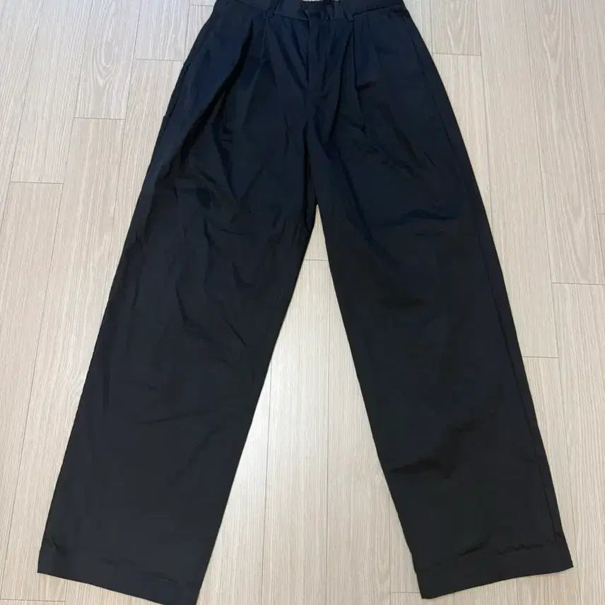 [BUNJANG] One-Pleat Back-Banding Nylon Pants / [30-32] 원턱 뒷밴딩 나일론 팬츠 블랙,차콜