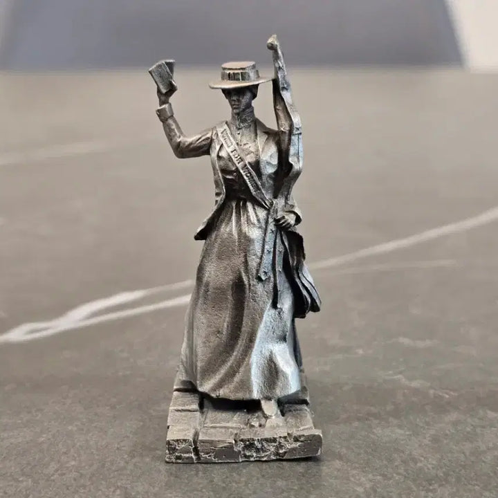[BUNJANG] Franklin Mint 1978 Pewter Figurine "The Suffragette" / 1978 미국 Franklin Mint 주석 피규어 (설명서 포함)