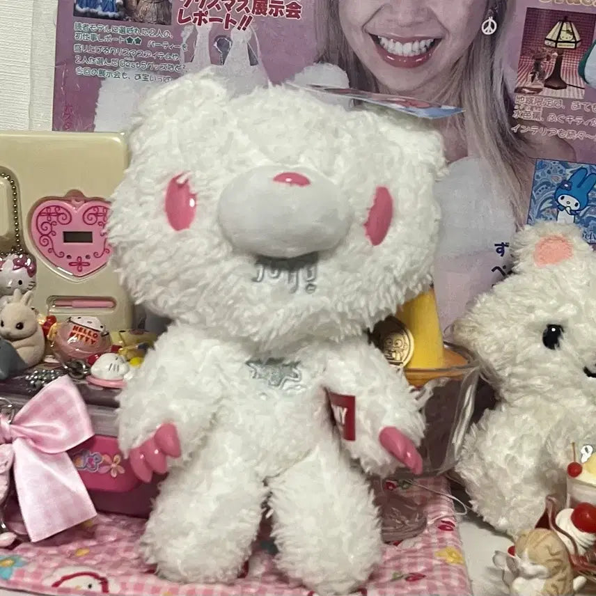 [SOLD OUT] 글루미베어 화이트 범용토끼 곰 갸루 지뢰계 산리오 산엑스 일본 인형