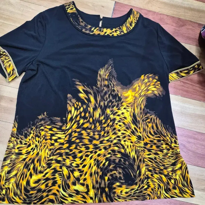 [BUNJANG] Madam Pour La Ti 88 Style Black Short-Sleeve T-Shirt / 마담포라티88