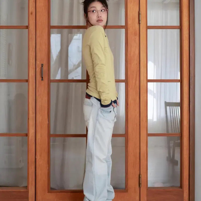 [BUNJANG] ONSka Straight Flare Denim Pants Light Blue / 온스카 onska 스트레이트 플레어 데님 팬츠 라이트 블루 1