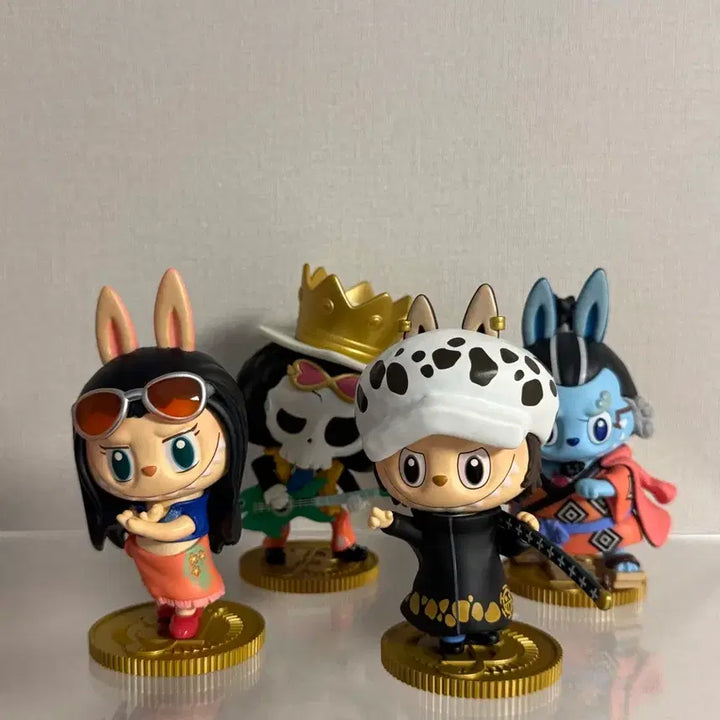 [BUNJANG] Pop Mart One Piece Labubu Jinbe Figure / 팝마트 원피스 라부부 징베 피규어