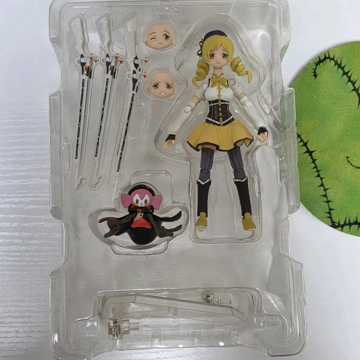 [BUNJANG] Magical Girl Madoka Magica Tomoe Mami Figma Figure / 마법소녀 마도카 마기카 토모에 마미 피그마 피규어