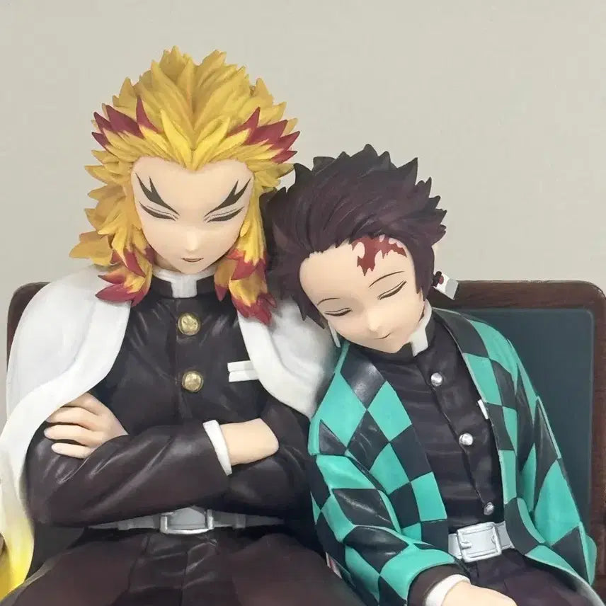[BUNJANG] Demon Slayer Kimetsu no Yaiba Ichiban Kuji Connected Trajectories Kyojuro Rengoku Tanjiro Figure / 오늘만 택포) 귀멸의 칼날 제일복권 이어진 궤적 렌고쿠 탄지로 피규어