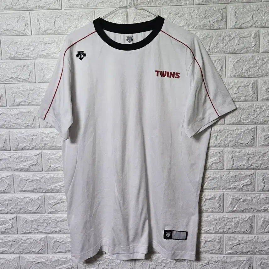 [BUNJANG] Descente Twins T-Shirt / 데상트 트윈스 반팔티셔츠 판매합니다