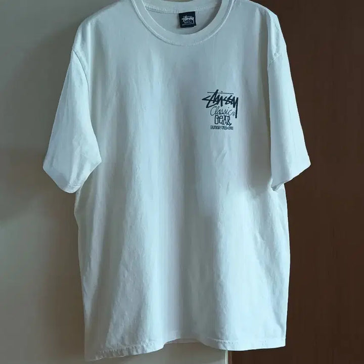 [BUNJANG] Stussy Classic Gear Ivory Short Sleeve T-Shirt L / 스투시 클래식 기어 아이보리 반팔티 L