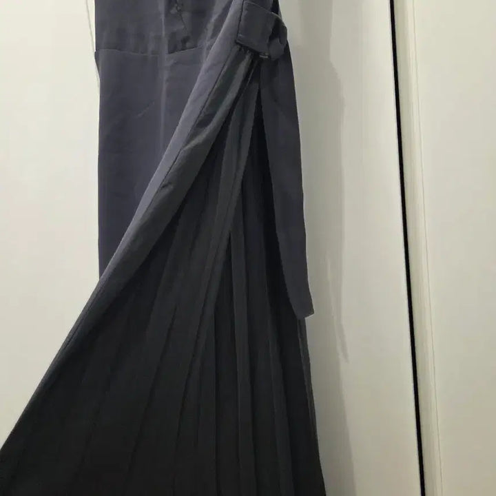[BUNJANG] Dark Grey Layered Dress / 리스트 레이어드 원피스