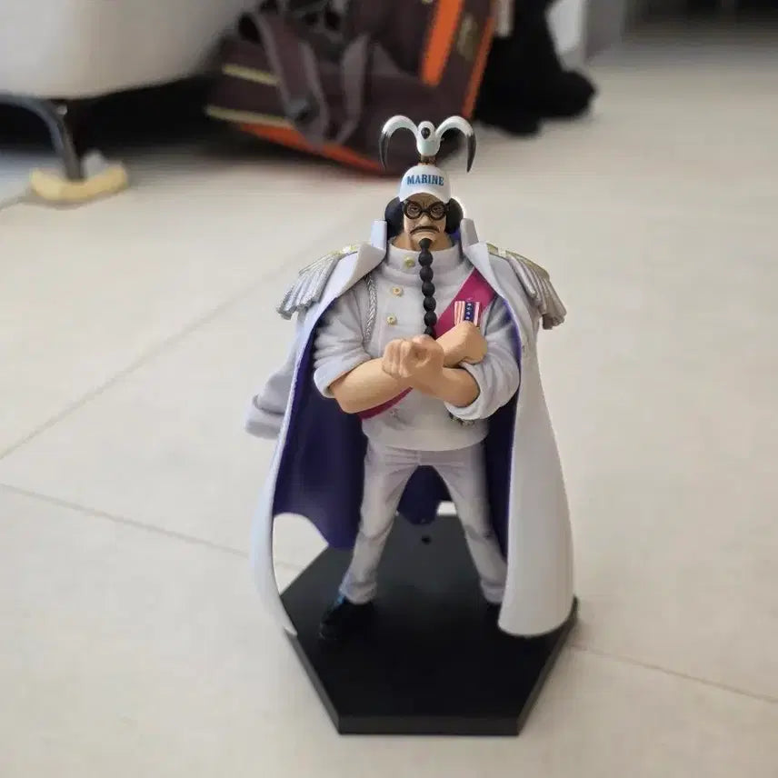 [BUNJANG] One Piece Sengoku DXF Figure + World Collectable Figure Set / 원피스) 해군대장 센고쿠 DXF + 월콜 박스X