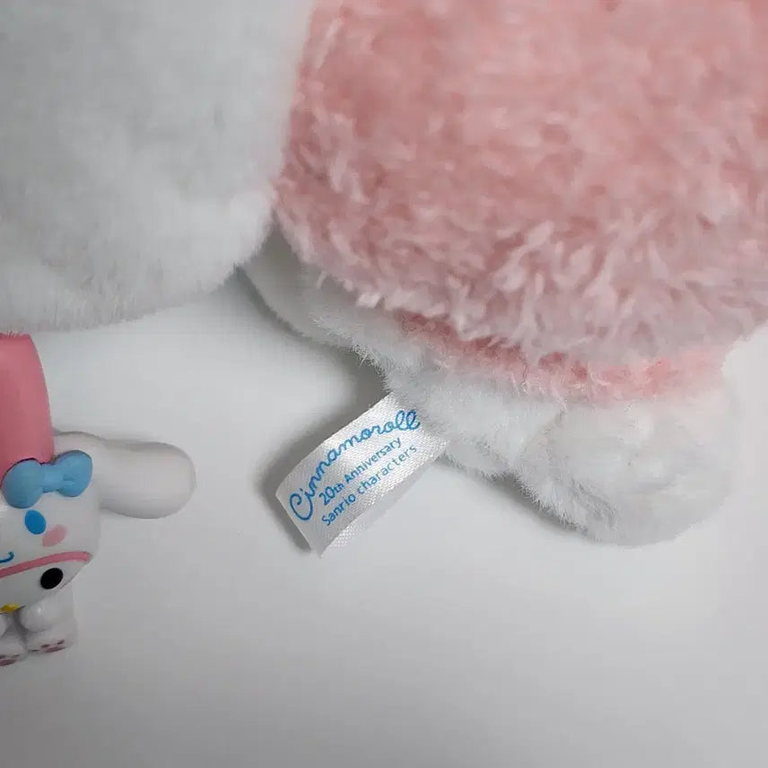 [BUNJANG] Sanrio Cinnamoroll 20th Anniversary My Melody Mascot Keychain Figure / 산리오 시나모롤 20주년 마이멜로디 마스코트 키링 피규어 양도 판매
