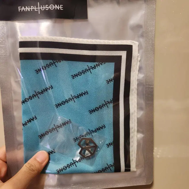 [BUNJANG] G-Dragon FANPLUSONE Scarf and Pendant Bundle Set / 지드래곤 굿즈