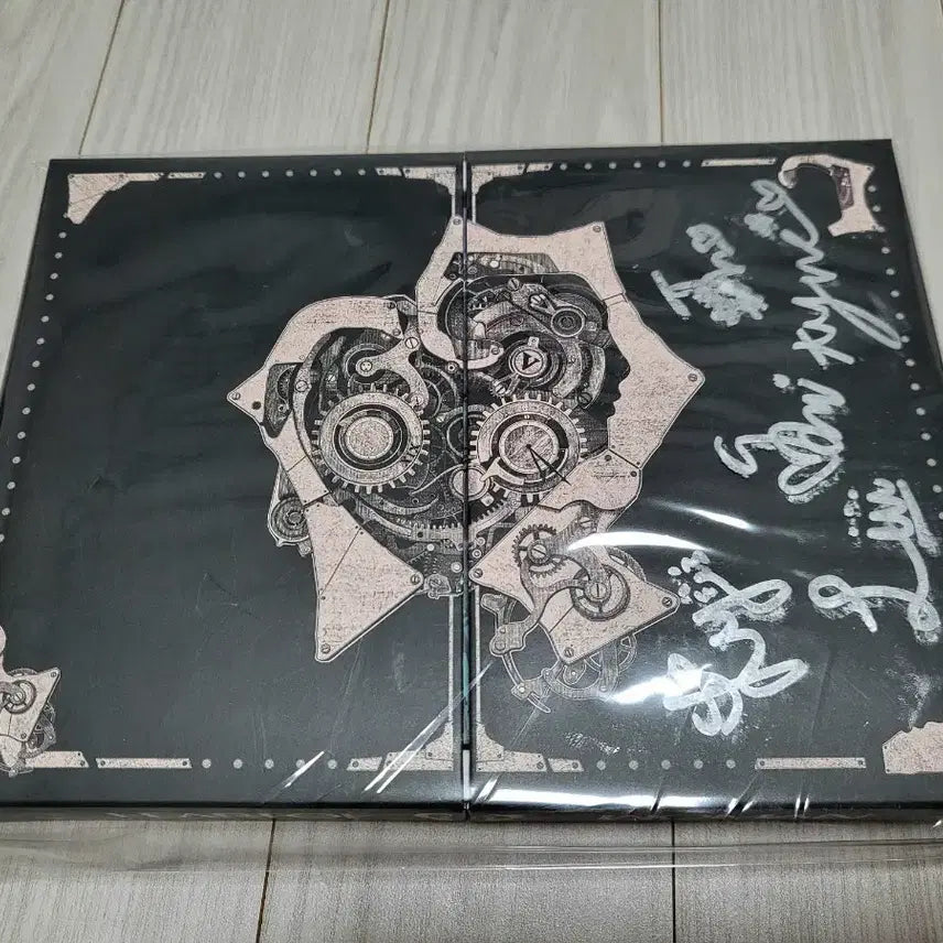 [BUNJANG] Heart of Woman Signed Album / 하트오브우먼 친필 사인 앨범