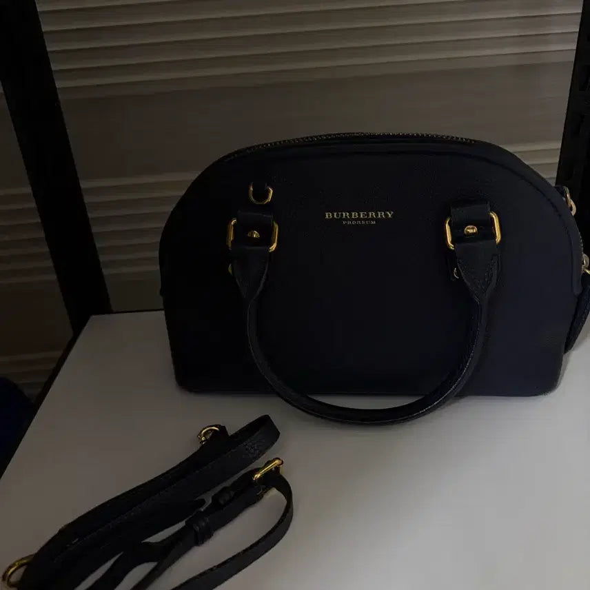 [BUNJANG] Burberry Bowling Bag Tote Crossbody / 버버리 볼링백 토트크로스백