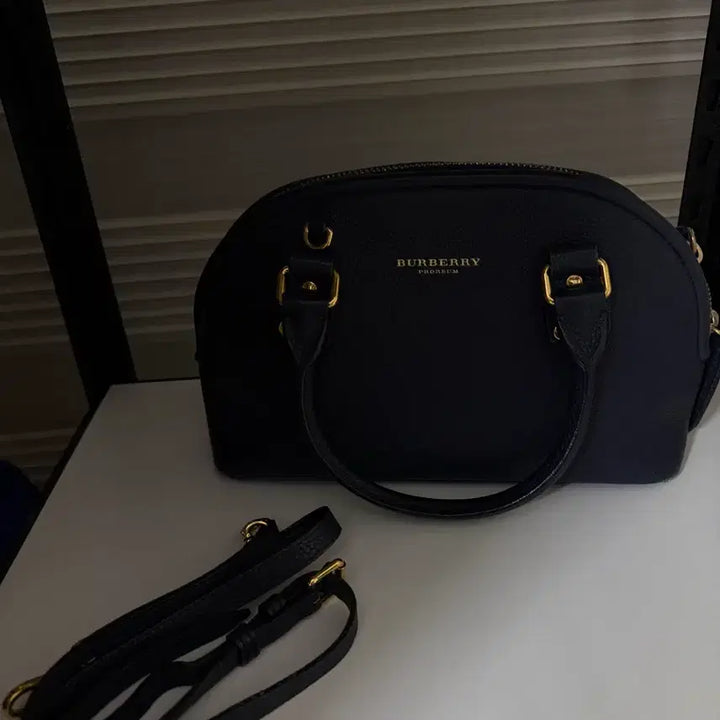 [BUNJANG] Burberry Bowling Bag Tote Crossbody / 버버리 볼링백 토트크로스백