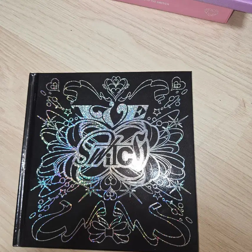 [BUNJANG] IVE SWITCH Album (Includes Wonyoung Individual Album) - No Photocard / 아이브 IVE  SWITCH 앨범(장원영 개인 앨범 포함)포토카드 없음