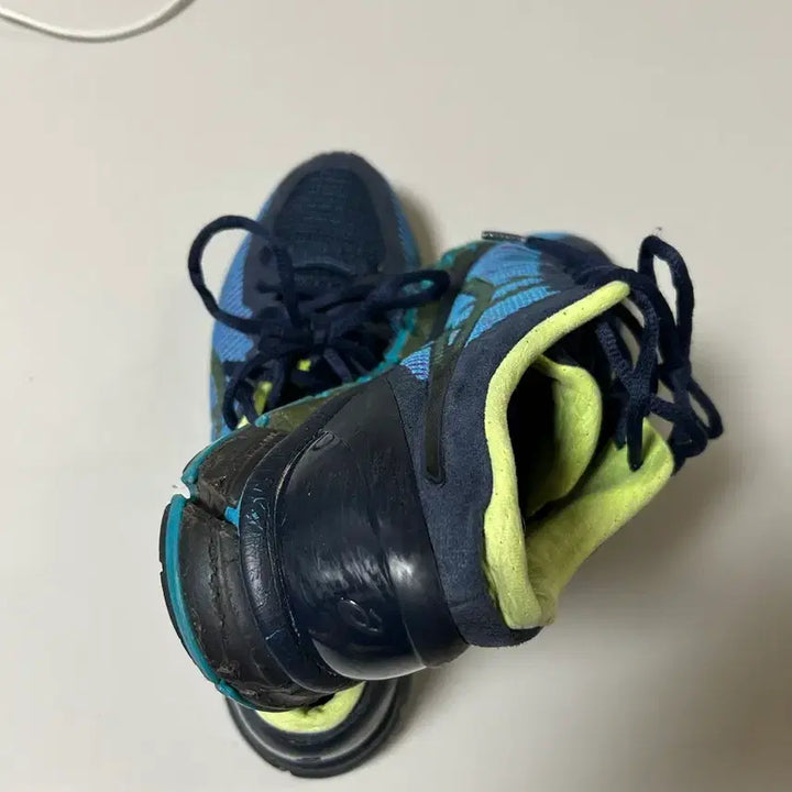 [BUNJANG] Asics Gel-Quantum 360 5 Navy/Blue/Fluorescent Running Shoes (255mm) / 아식스 젤-퀀텀 360 5 255mm 네이비/블루/형광