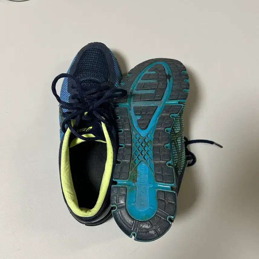 [BUNJANG] Asics Gel-Quantum 360 5 Navy/Blue/Fluorescent Running Shoes (255mm) / 아식스 젤-퀀텀 360 5 255mm 네이비/블루/형광