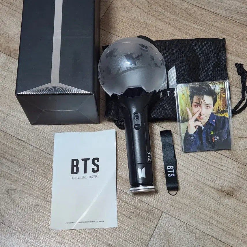 [BUNJANG] BTS Army Bomb Version 3 Lightstick / 방탄소년단 BTS 응원봉 아미밤 ver.3