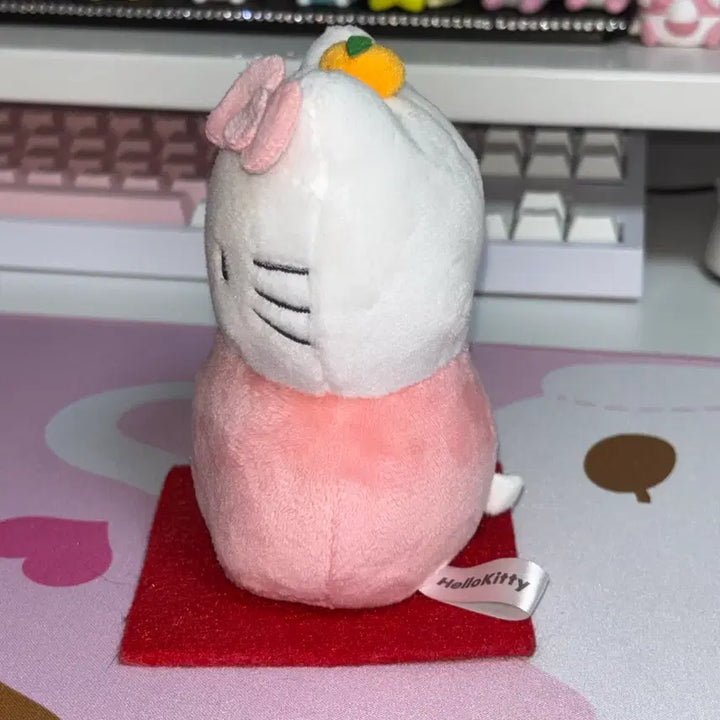 [BUNJANG] Hello Kitty Kagami Mochi Plush / 헬로키티 카가미모찌 인형