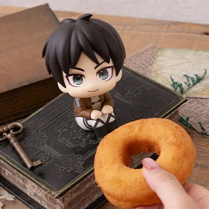 [BUNJANG] Attack on Titan Eren Yeager Look Up Figure with Cushion / 진격의거인 진격거 에렌 예거 룩업 방석포함 판매합니다