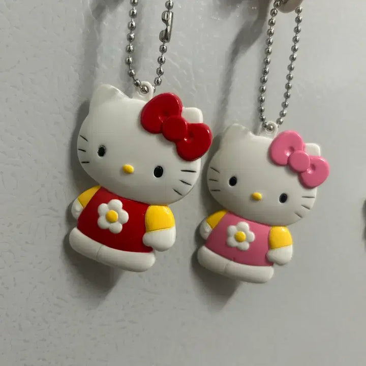 [BUNJANG] Classic Kitty Name Tag Keychain Holder / 고전 키티 네임택 키링 키홀더 네임홀더