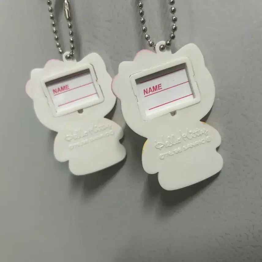 [BUNJANG] Classic Kitty Name Tag Keychain Holder / 고전 키티 네임택 키링 키홀더 네임홀더