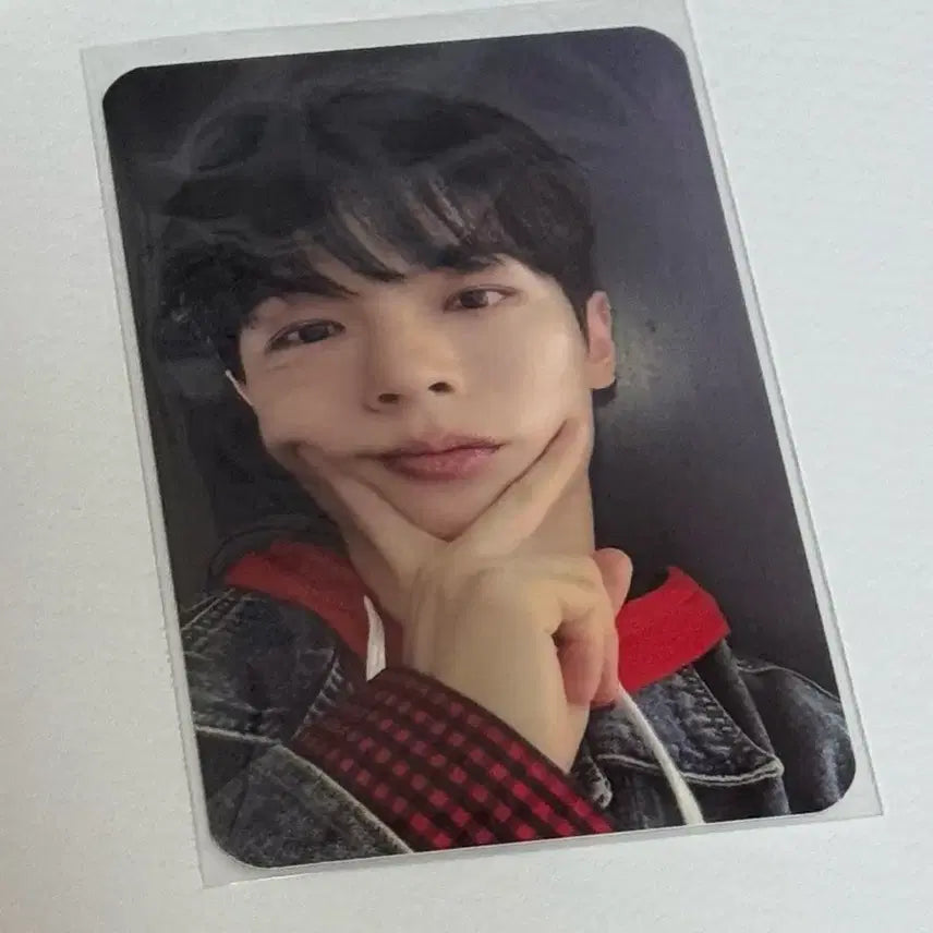 [BUNJANG] LUCY Yechan Seon Music Appreciation Meeting Photocard / 루시 신예찬 선 음감회 포카