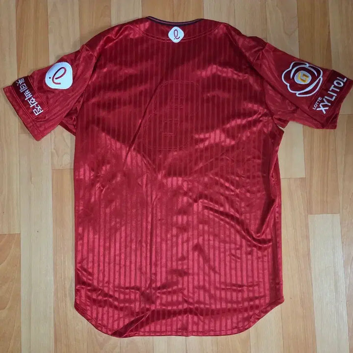 [BUNJANG] Lotte Giants 2024 Dongbaek Professional Jersey Size 110 / 롯데자이언츠 2024 동백 프로페셔널 110사이즈