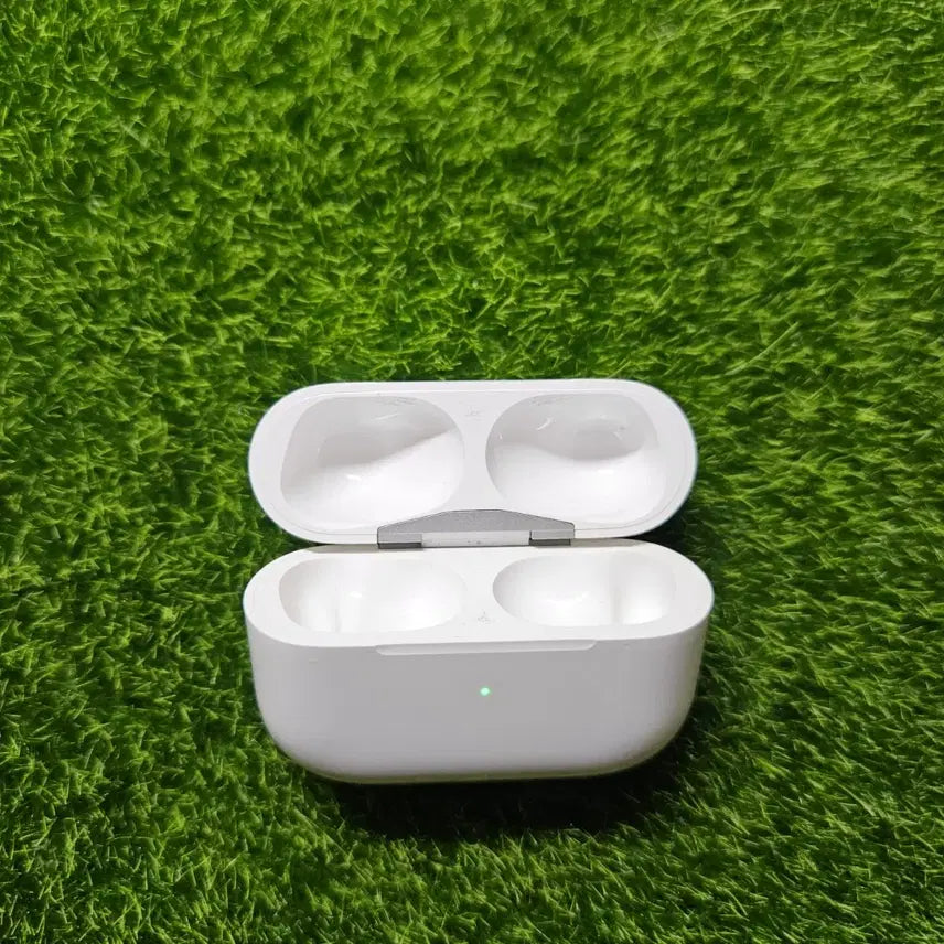 [BUNJANG] Apple AirPods Pro 2nd Gen 8-Pin Main Unit / 에어팟프로2 8핀 본체