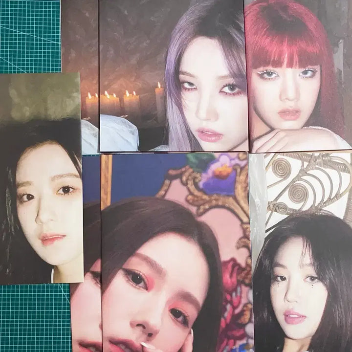 [BUNJANG] (G)I-DLE I Burn Album Poster Miyeon Minnie Soyeon Yuqi Shuhua Sujin Photocard / 아이들 화 iburn 앨범 포스터 미연 민니 소연 우기 슈화 수진 포카