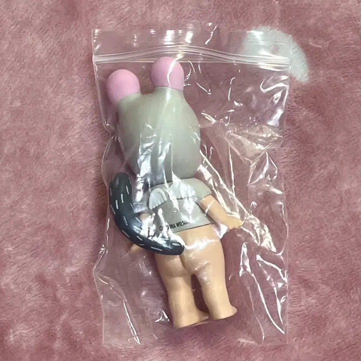 [BUNJANG] Sonny Angel 2022 Donna Wilson Collaboration Silla / 소니엔젤 2022 도나 윌슨 콜라보 실라