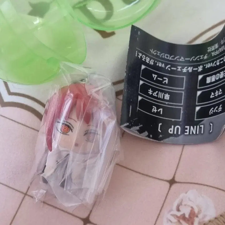 [BUNJANG] Chainsaw Man Makima Dog Tag Keychain Figure / 체인소맨 대롱가챠 마키마 군번줄 고리형 피규어 키링